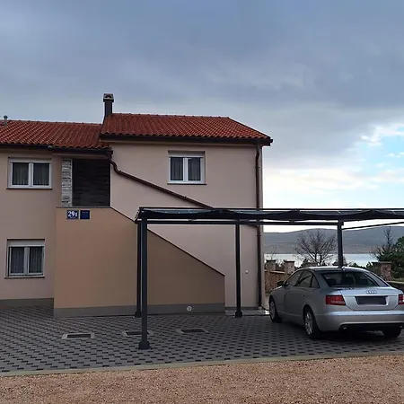 Mariva Apartman *