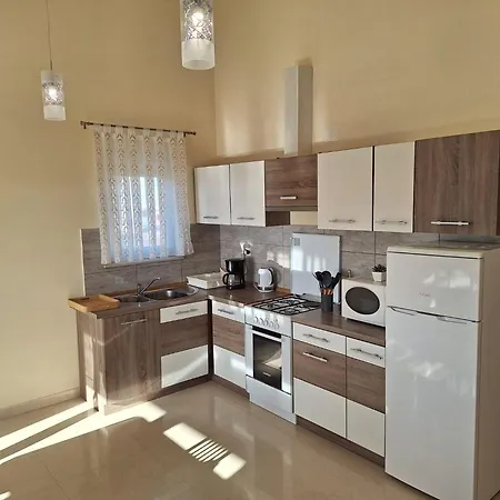 Apartman Mariva *